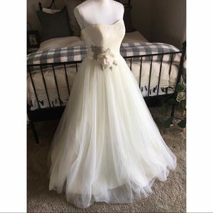 Brand new wedding dress